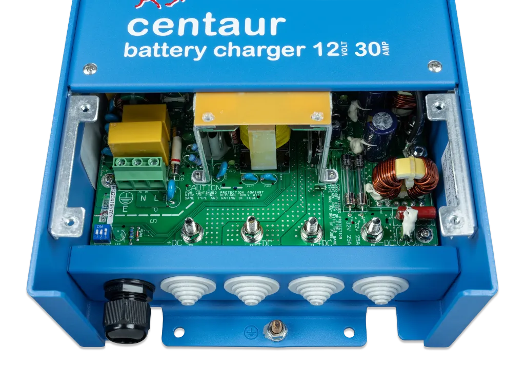 CCH012030000_Centaur Charger 12-30(3) 120-240V (pcb conn).webp